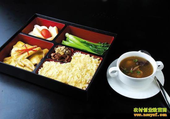 �ӱ�ƽɽ�Ź��ͣ��������������