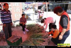 �������м۸񱩵�һ��� ³��ũ��С��1ͷ����׬2��