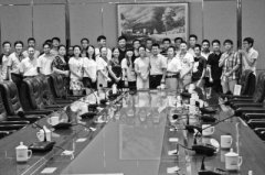 ��ѧ�����������ҵ ��ٴ�ҵʲô��Ŀ��׬Ǯ