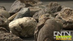 [�¸���]����ʯ�ɽ𡱵Ĵ�ҵ����