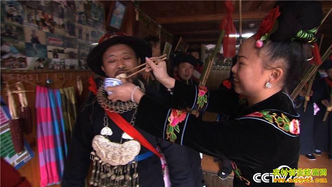 ���¸�������Ŀ�Ƴ���������� �Ƹ�̽�ء�