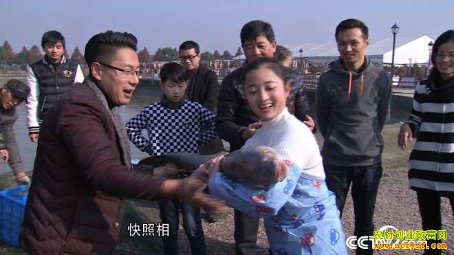 �¸������������������׬Ǯ