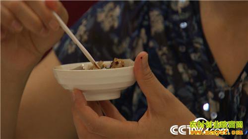 �ó����˰�һԪС������ǧ���