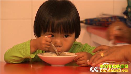 �ó����˰�һԪС������ǧ���