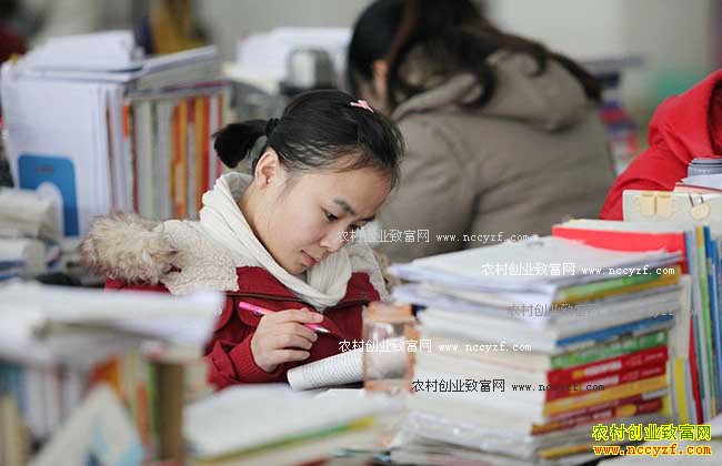 ����ѧ�ӷ�����