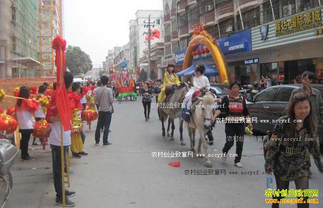 ���׷���˾